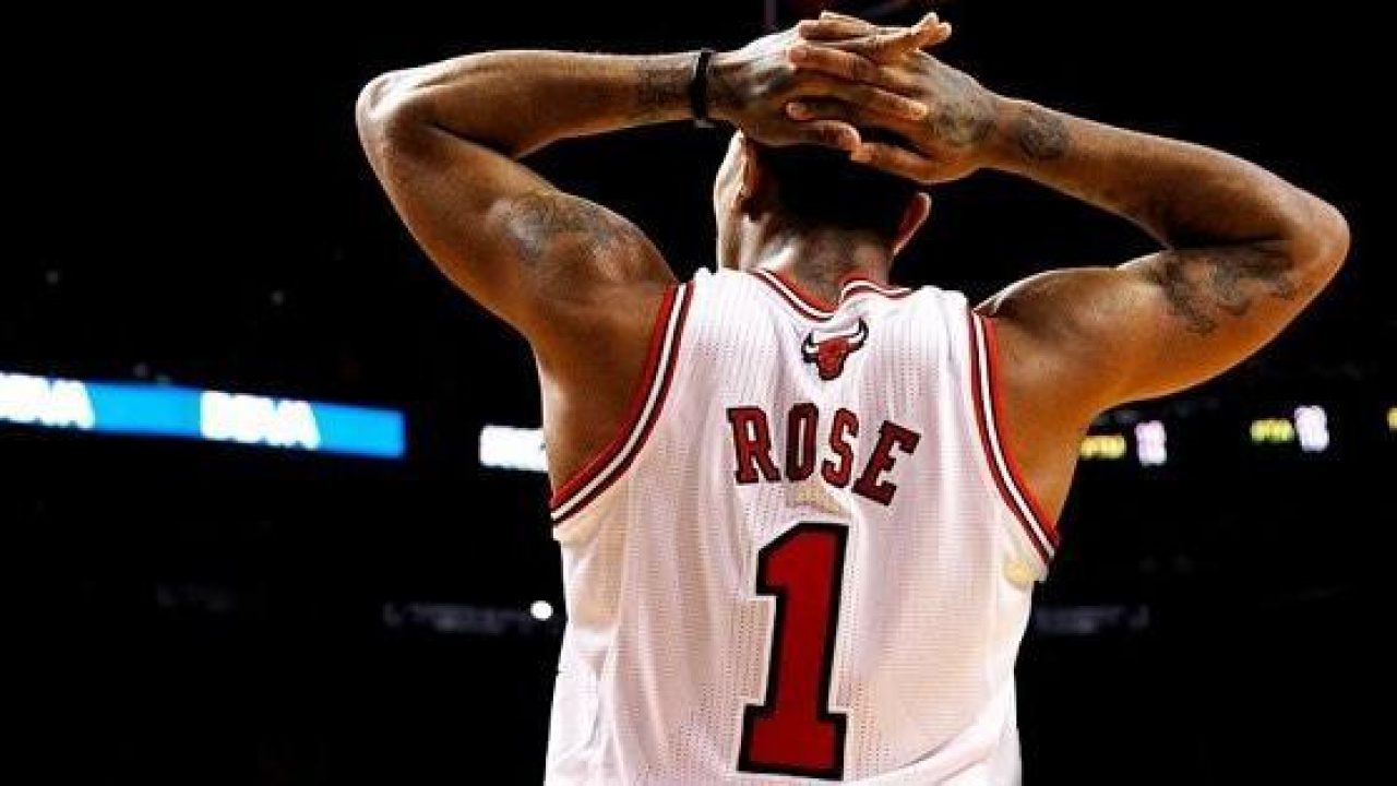 rose derrick infortunio