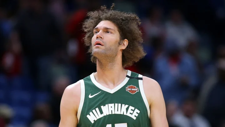 robin lopez sacramento