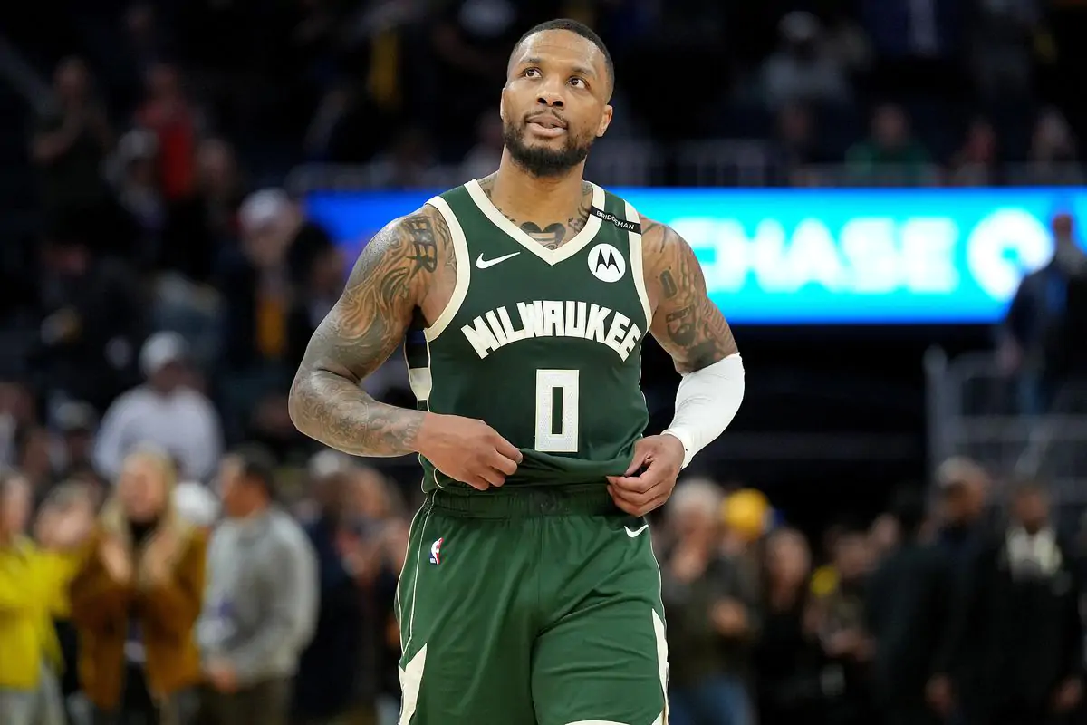 NBA, Damian Lillard si ferma a tempo indeterminato: trombosi al polpaccio